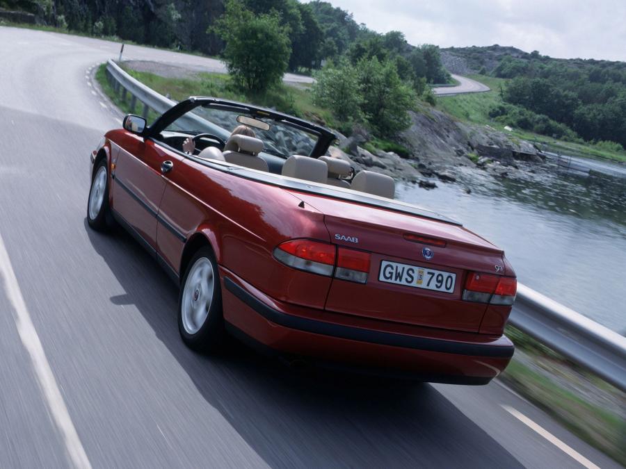  Saab 9-3 Convertible 1998 года  (фото 19 из 57)